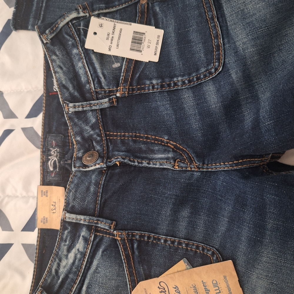 New with tags sliver jeans